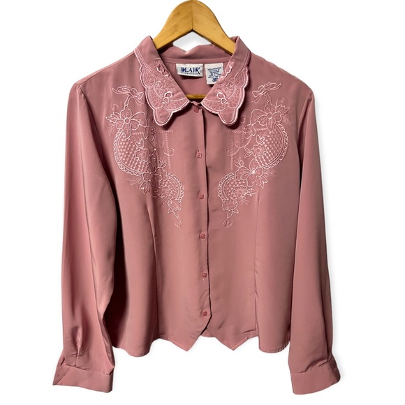 Blair Tops Blair Vintage Feminine Floral Stitchs Button Down Top 4d